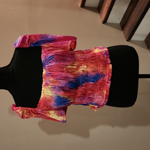 Colorful Women's Top - Picture 1 of 3